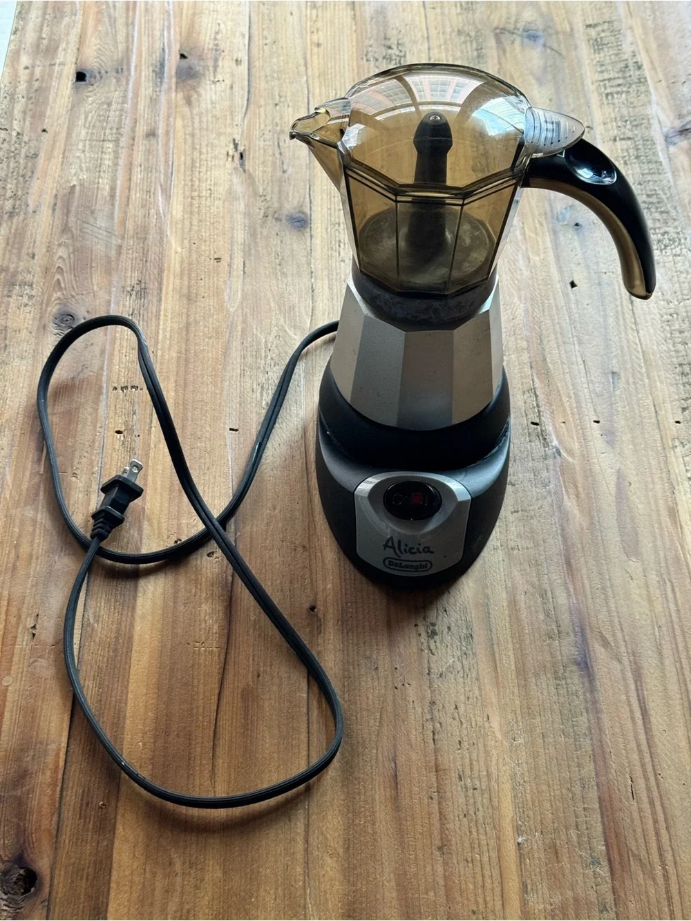 De'Longhi Alicia Electric Moka Espresso Maker - 6 cups